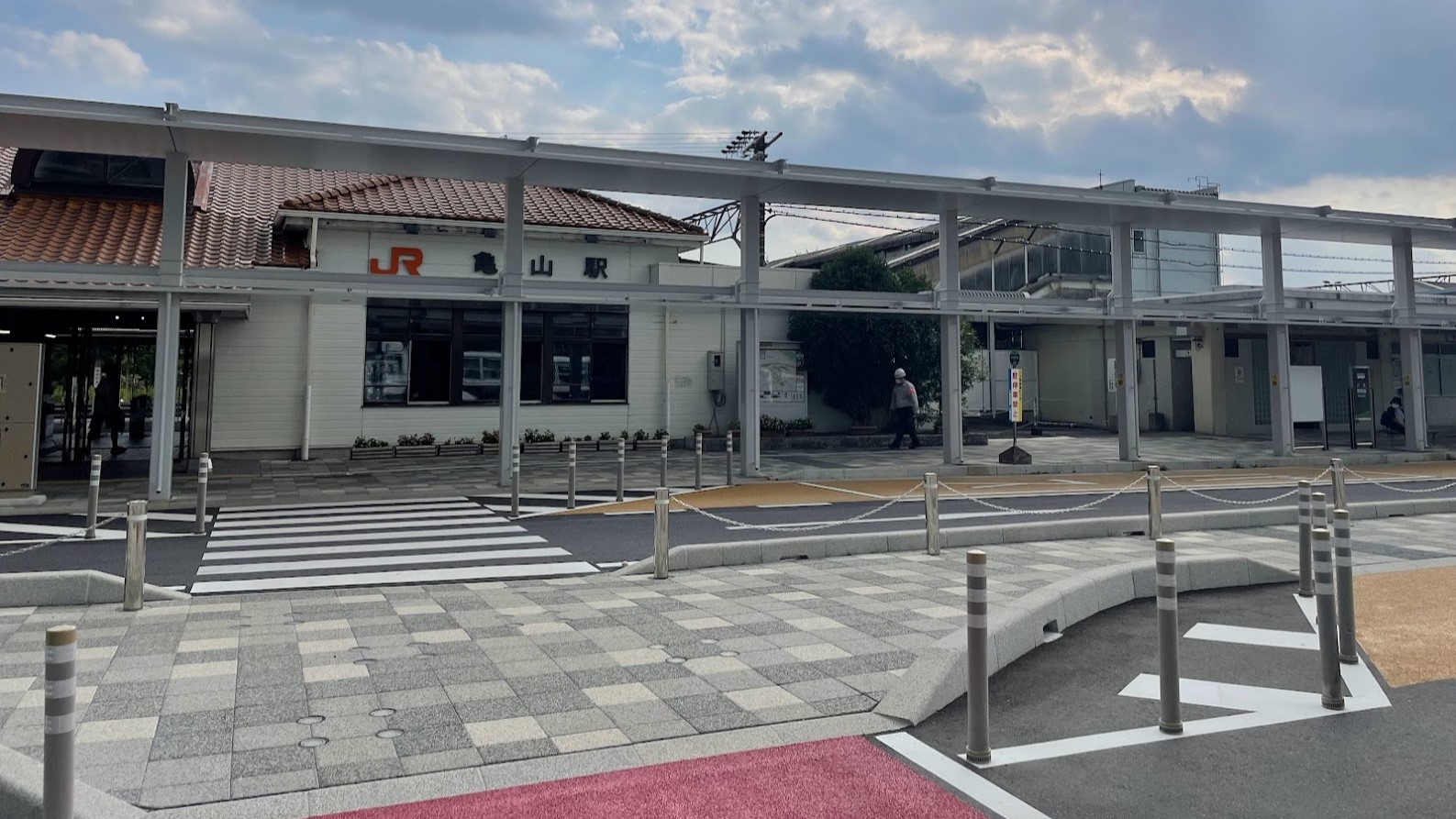 JR東海関西本線・亀山駅｜亀山市街地の玄関口にある駅
