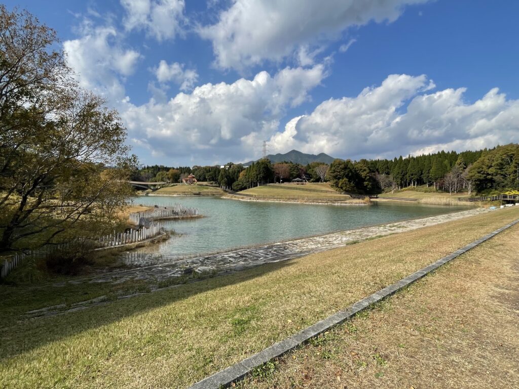 亀山サンシャインパーク　高塚池