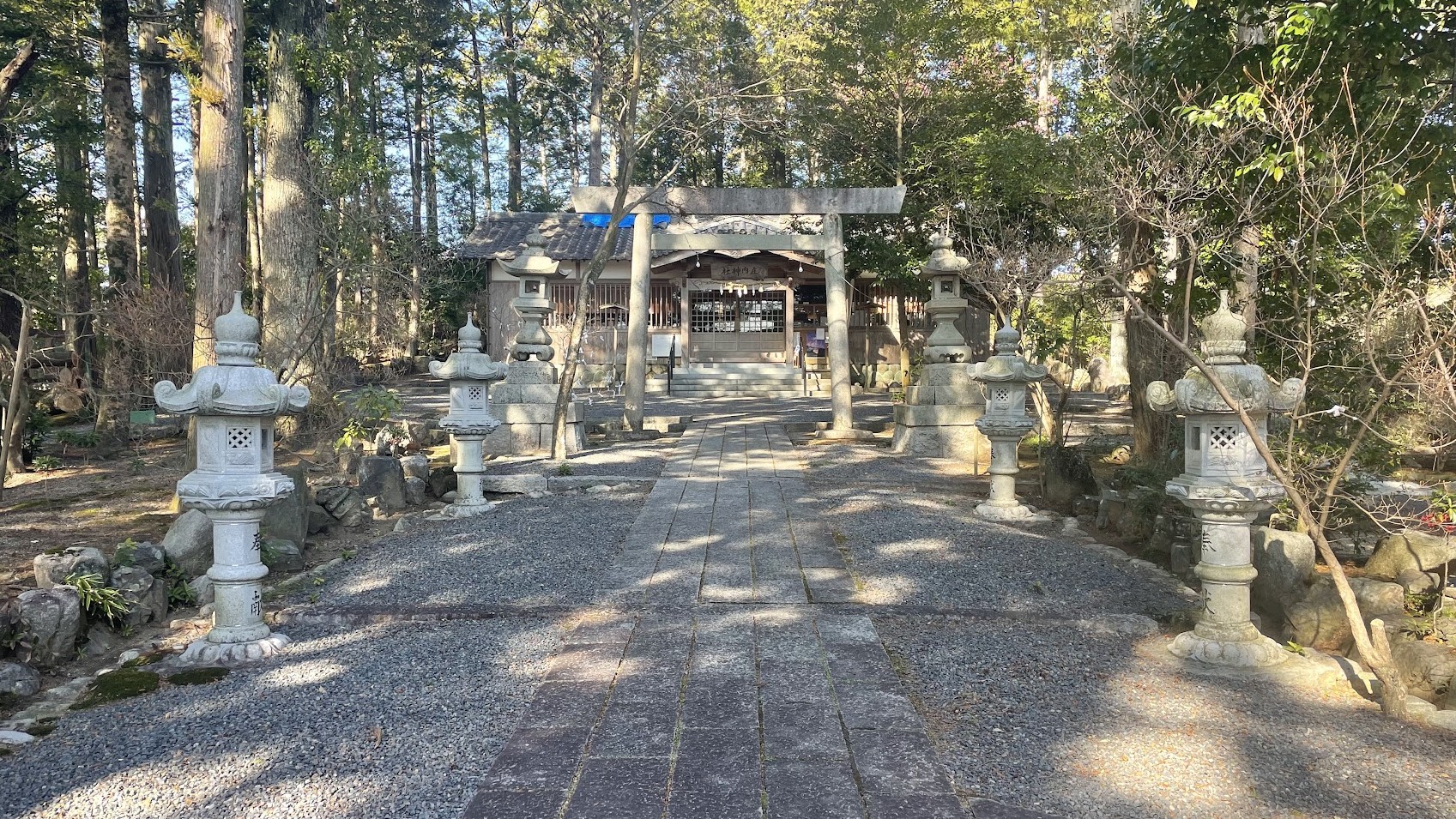 庄内神社｜延喜式内社・天一鍬田神社に比定されるツツジがきれいな神社