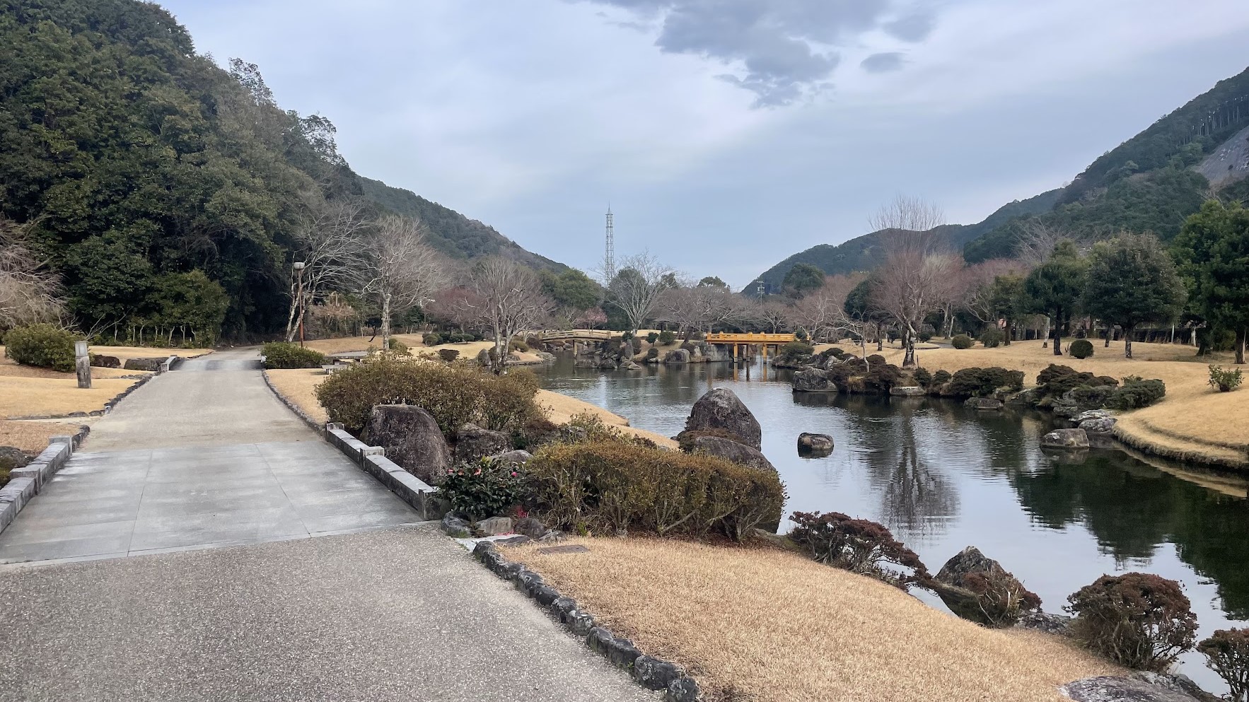 種まき権兵衛の里｜三重県最大級の日本庭園がある民謡にちなんだ施設